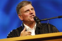 Franklin Graham told Brazilians that only Christ could fill their ...