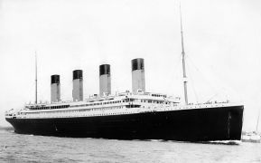 The RMS Titanic leaving the port at Southampton