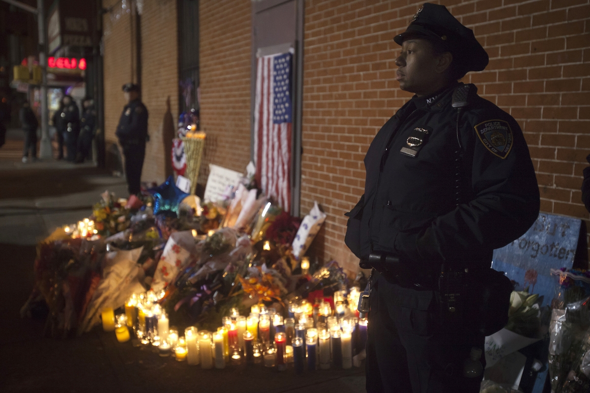 New York: Prayer Vigil And Calls For Peace After Police Officers Killed