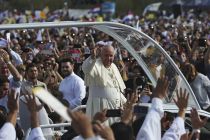 pope-in-paraguay