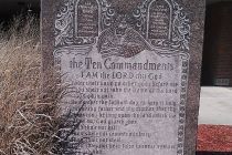 ten-commandments-monument-in-pennsylvania