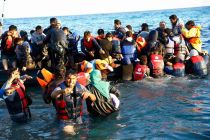 more-refugees-take-boat-ride-to-greece