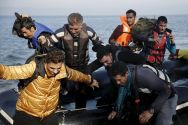 all-male-refugees-arrive-in-greece