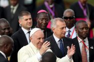 pope-francis-arrives-in-nairobi-kenya