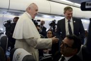 pope-speaks-to-journalists-aboard-papal-plane