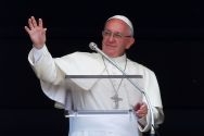 pope-francis-in-saint-peters-square-at-the-vatican