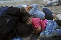 refugee-girl-close-to-the-borders-of-greece-with-macedonia