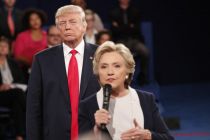 donald-trump-listens-as-hillary-clinton-answers-a-question-from-the-audience
