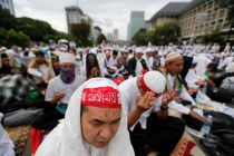indonesian-muslims-at-the-protest-rally