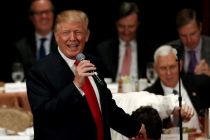 republican-presidential-nominee-donald-trump-gestures-as-he-speaks-to-the-economic-club-of-new-york-luncheon-in-manhattan-new-york-u-s-september-15-2016