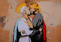 pope-trump-mural