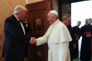 donald-trump-is-greeted-by-pope-francis