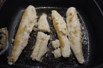fish-cooked-broiled-pan-fried-oily-food