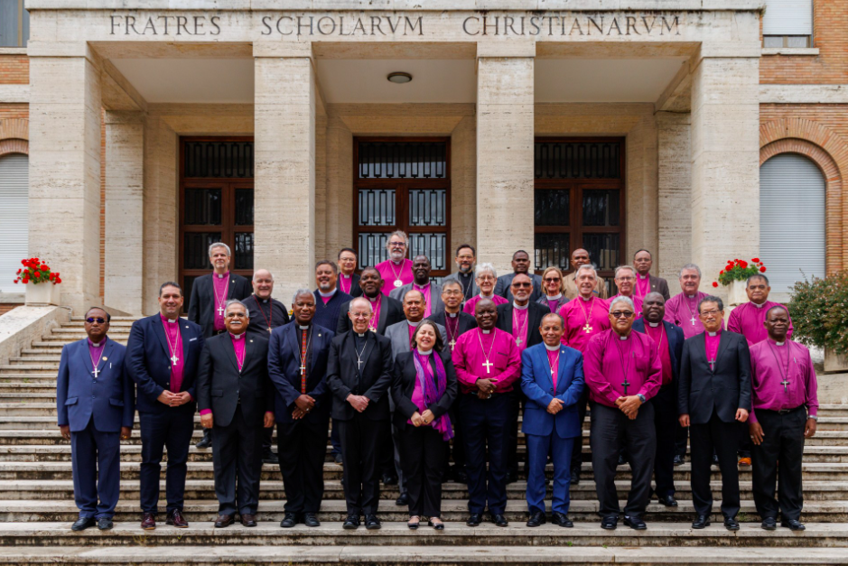 Anglican primates meet in Rome