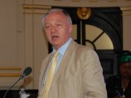 Ken Livingstone addresses Christians at a mayoral hustings organised ...